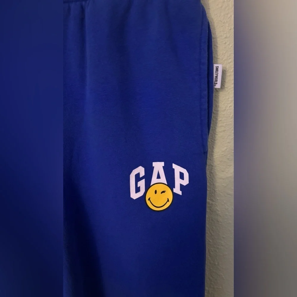 RARE!! Gap x SmileyWorld Blue Hoodie (XXL) + Matching Joggers (XL) Set